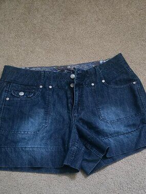 One5One shorts
